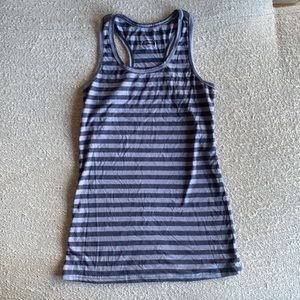 Oiselle tank- great condition.